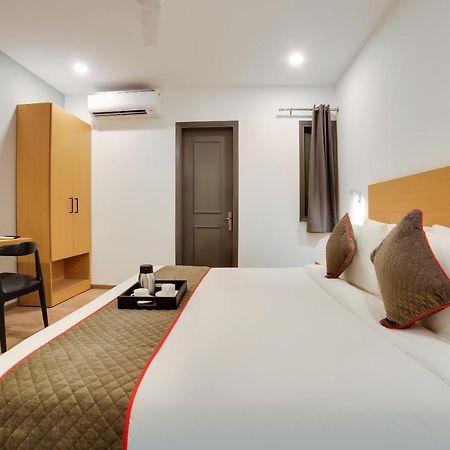 Oyo Townhouse 019 Anand Vihar Hotel Nowe Delhi Zewnętrze zdjęcie