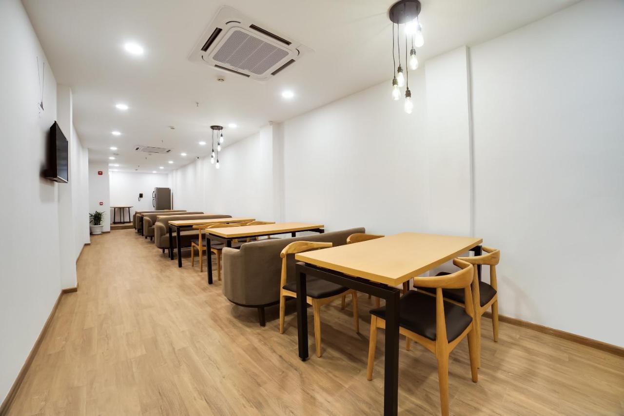Oyo Townhouse 019 Anand Vihar Hotel Nowe Delhi Zewnętrze zdjęcie