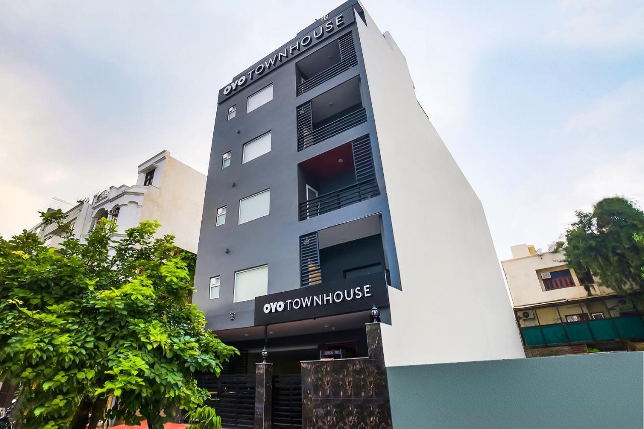 Oyo Townhouse 019 Anand Vihar Hotel Nowe Delhi Zewnętrze zdjęcie