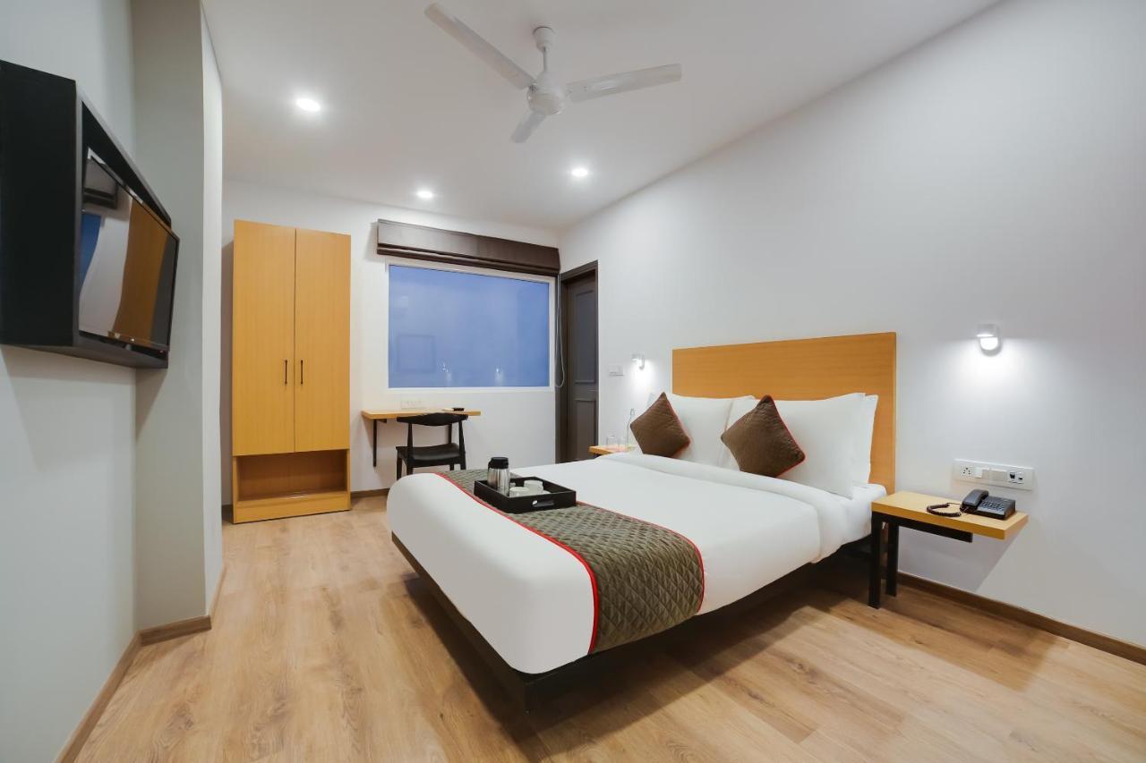Oyo Townhouse 019 Anand Vihar Hotel Nowe Delhi Zewnętrze zdjęcie